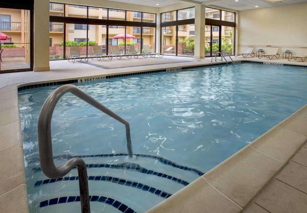 Courtyard By Marriott Tarrytown Westchester County Экстерьер фото