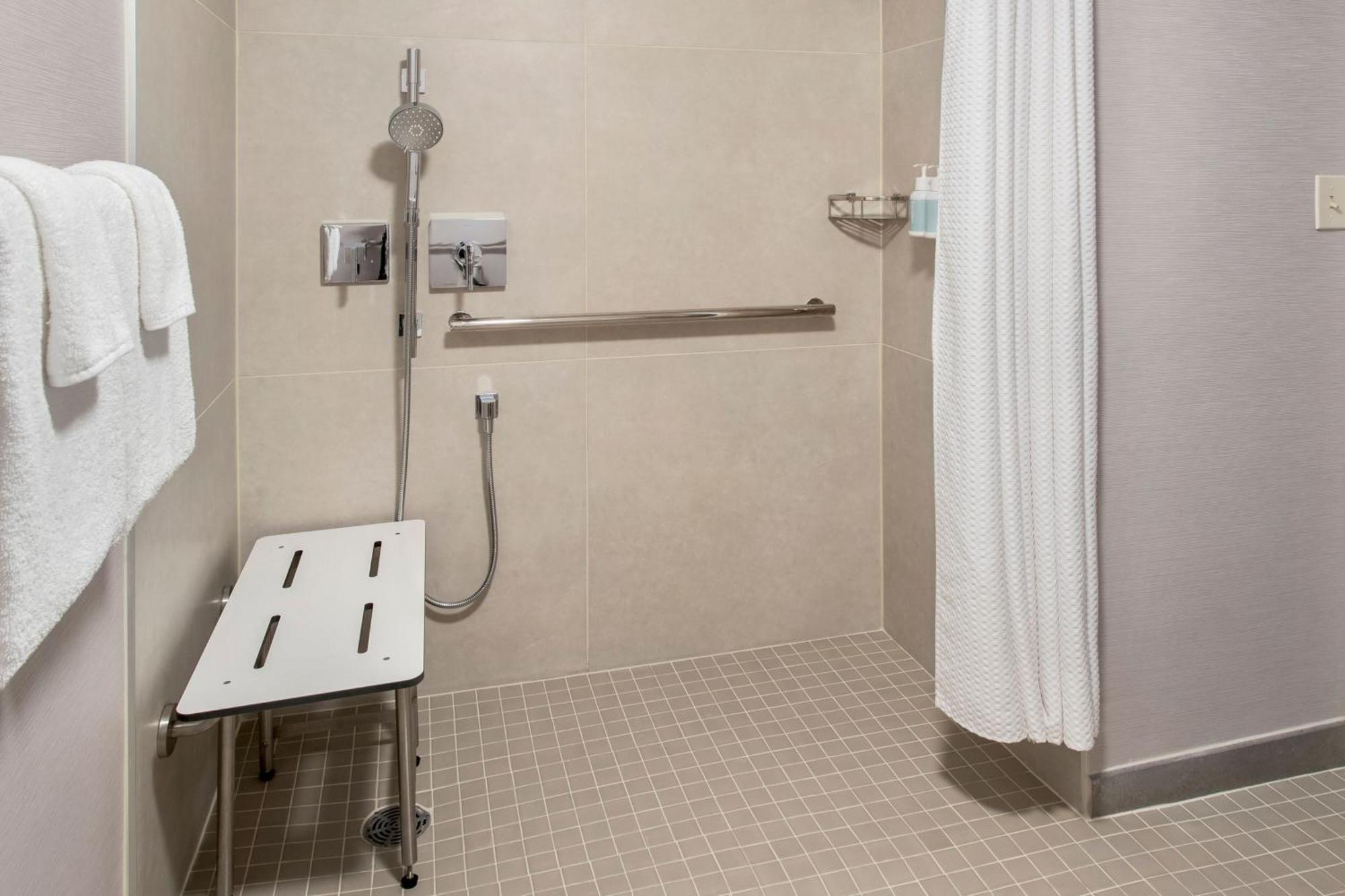 Courtyard By Marriott Tarrytown Westchester County Экстерьер фото